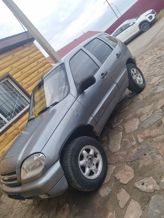 Продам ниву срочно