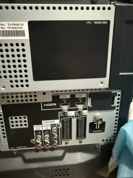 Продам телевизор Панасоник 127 диоганаль, не СмартТВ