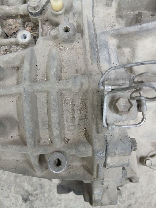 От Тойота камри 35 Европеец 2.4