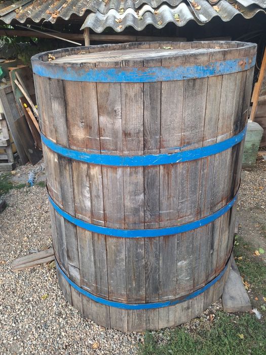 Vand  cada prune de lemn(voj)