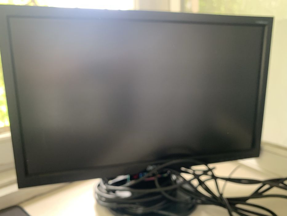 Acer монитор.