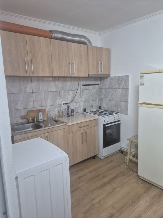 Garsonieră de închiriat