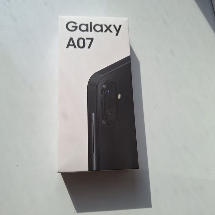 Продам смартфон SAMSUNG A07