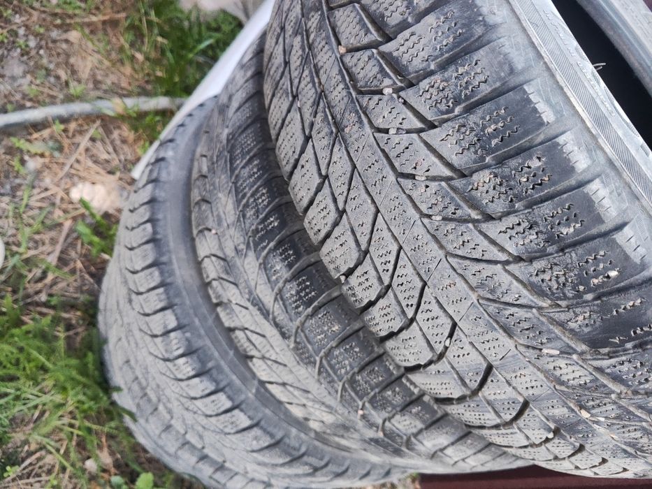 Продам шины на 16 зимние