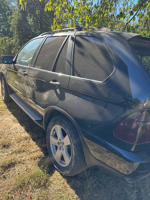 Vând BMW X5 E53
