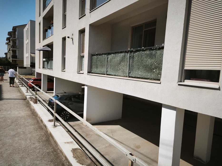 Proprietar vand apartament nou 2 camere Str Mures