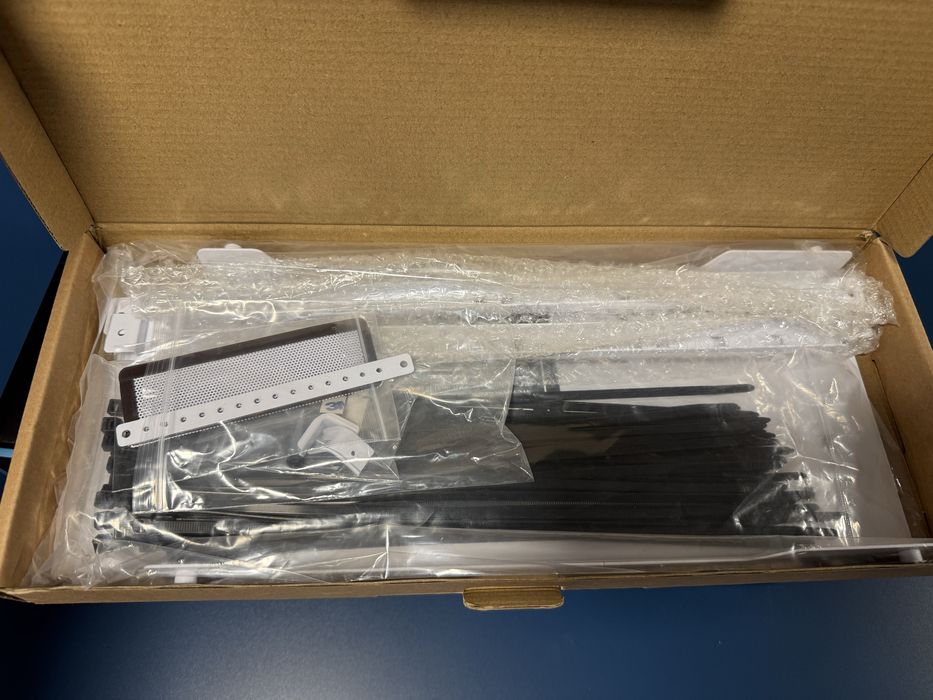 Carcasă PC premium Lian Li O11 Dynamic EVO XL alba + cooler Lian Li AIO