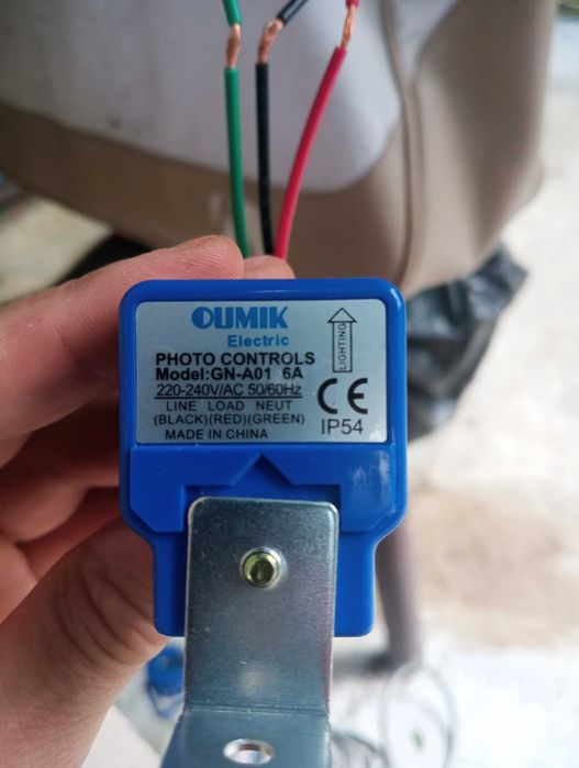 Senzori crepusculari pentru iluminat