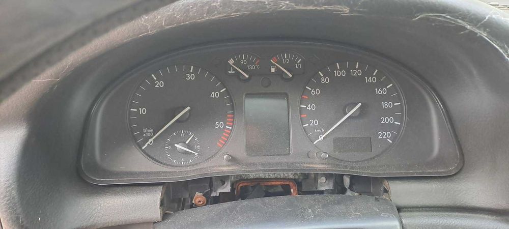 Пасат 4 1.9 TDI 110 К.С 2000г /   Passat 4 B5     НА ЧАСТИ!
