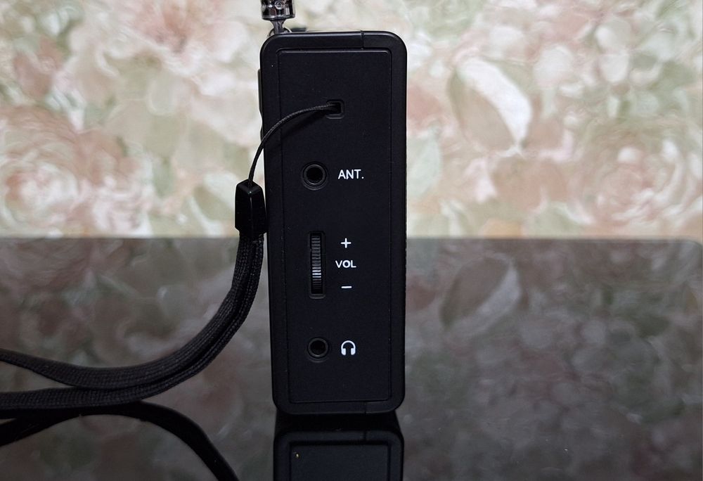 Радиприёмник XHDATA D 808