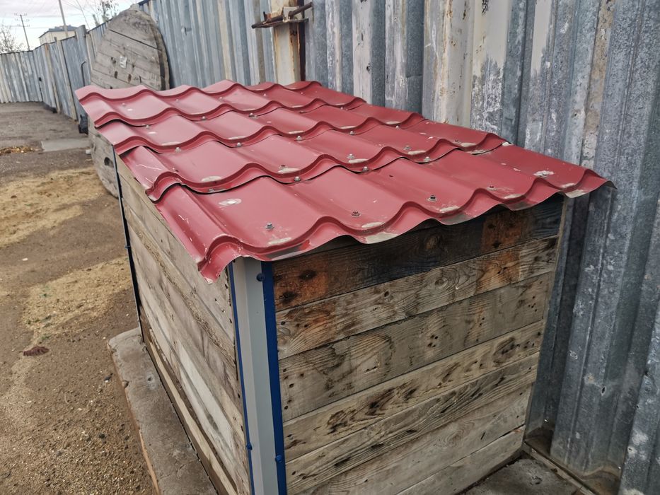 Продам Будку Зима-Лето для собаки