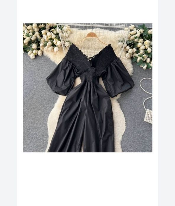 Продам женский комбинезон.