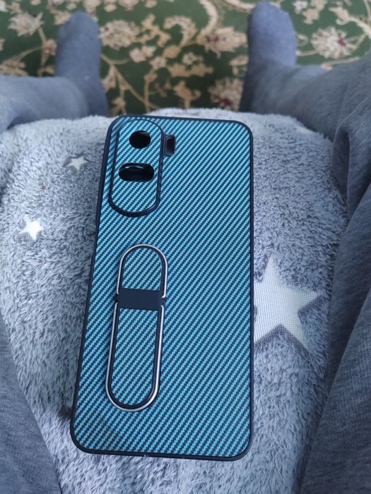 Продам смартфон Honor