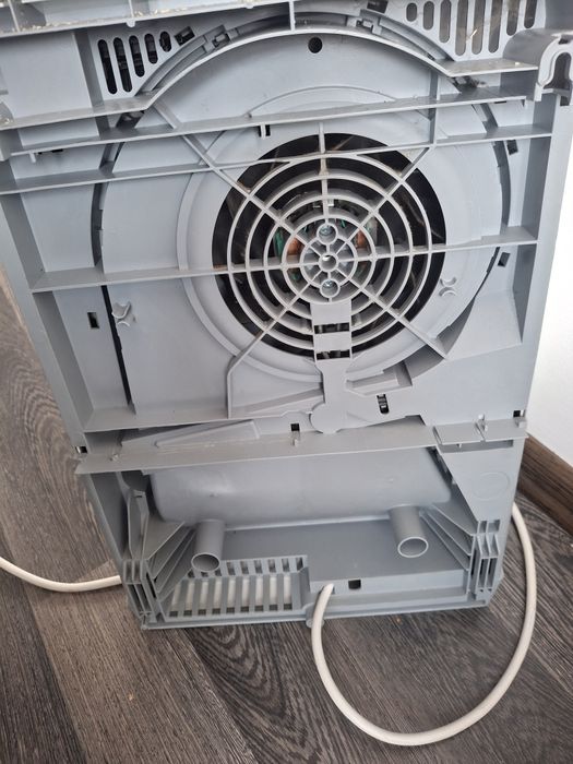 Vând aerotermă Stiebel Eltron