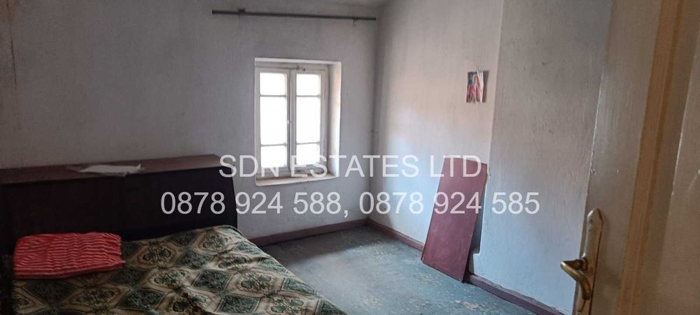 Продава се Къща в Казанлък - 200 кв.м за 459 €/кв.м - Снимка #2