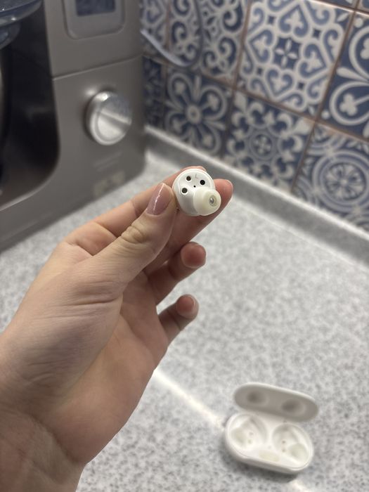 Наушники Samsung Galaxy Buds