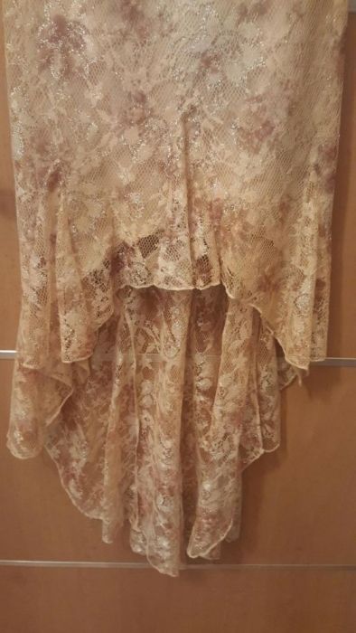 Официална дантелена рокля