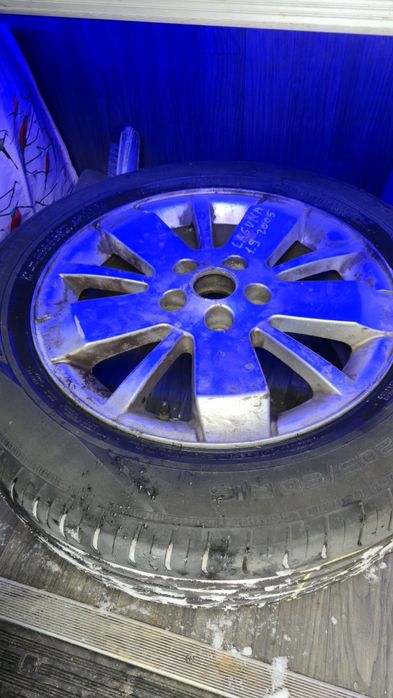 Vând roată  renault laguna