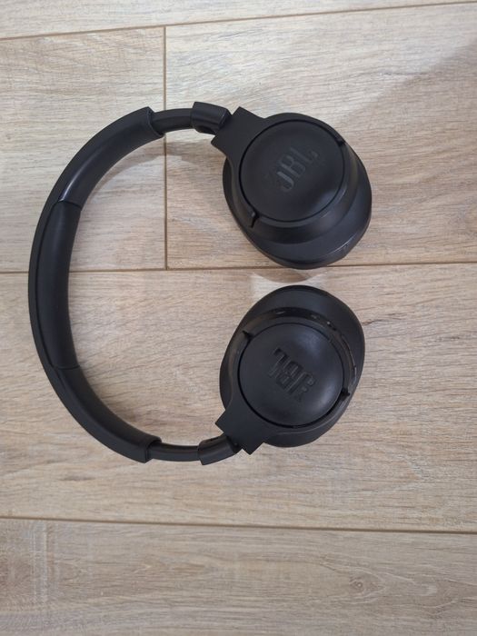 Наушники JBL Tune 760NC