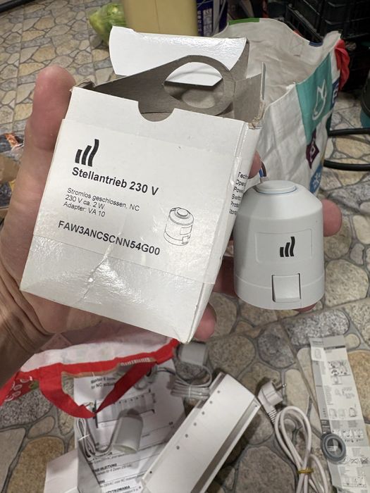 Actuator Purmo - 4 buc - instalatie incalzire in pardoseala
