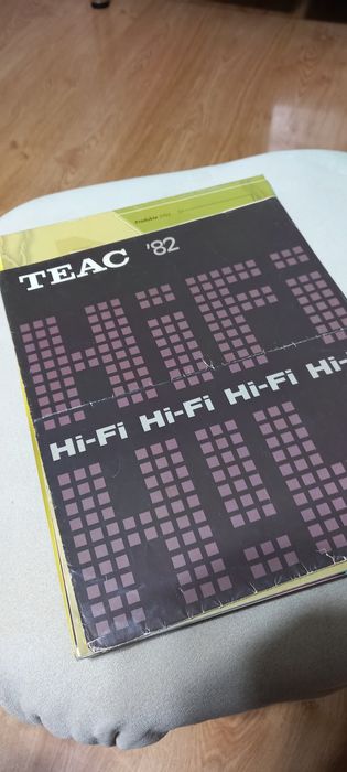 Каталози на TEAC ,PHILIPS, JAMO ,SANSUI  общо 9 бр.