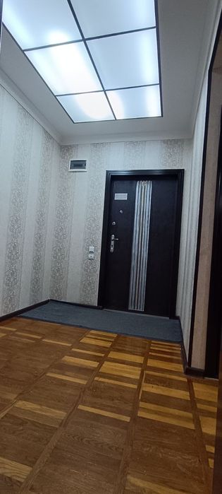 Срочно продается 3 х комнатная квартира в Шайхантахурском р-не. Хорошо