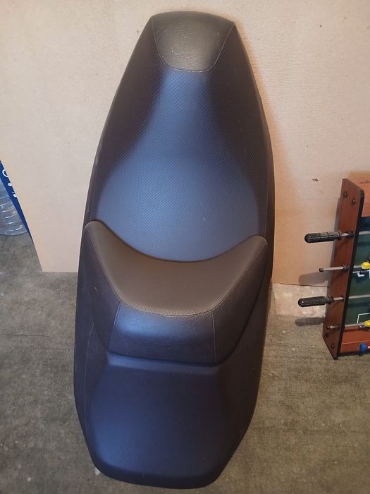 Продавам седалка за suzuki