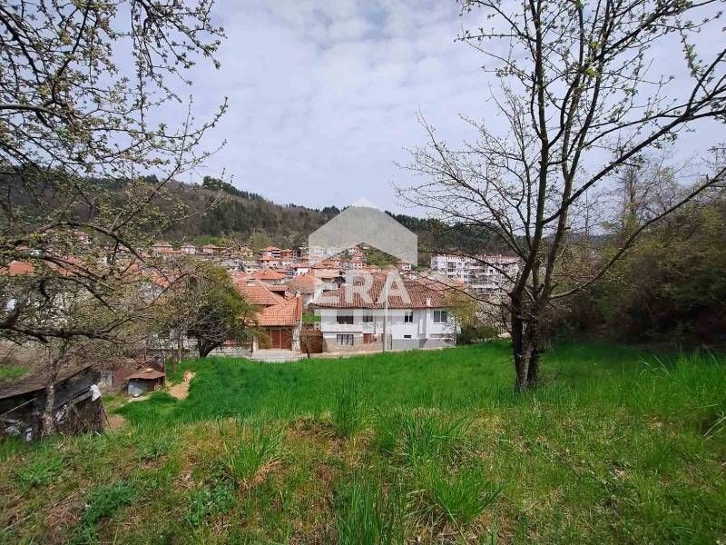 Парцел с отлична локация до Стария град на Златоград