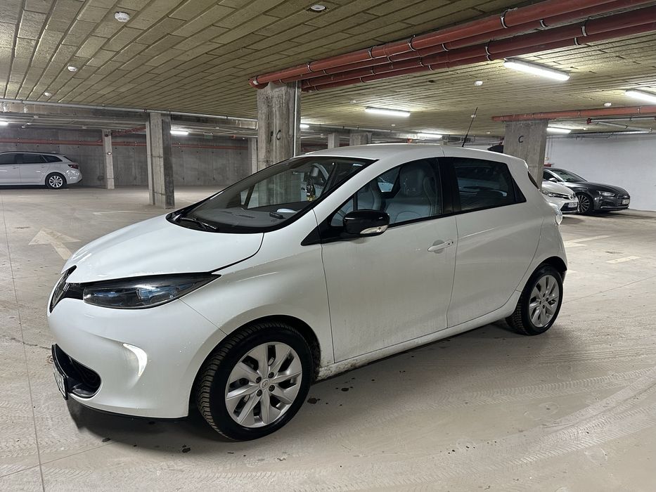 Renault Zoe in stare foarte buna Cu 10 mii de km aprox in bord !!!
