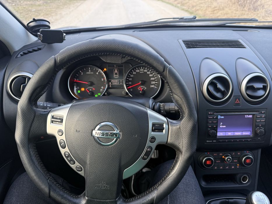 Nissan Qashqai 4x4 1.6 dci Tekna