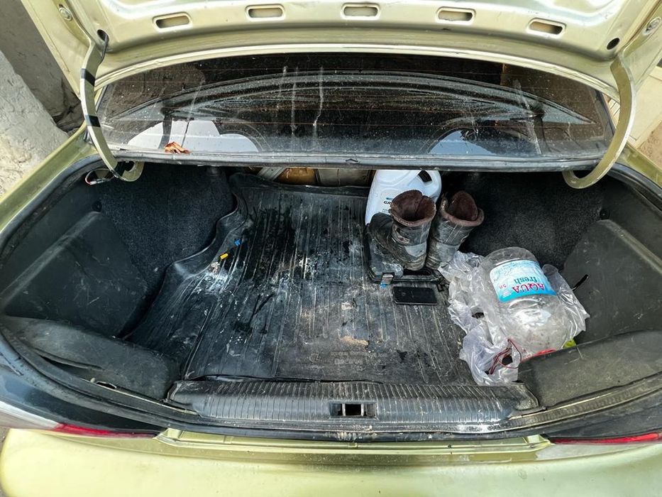 Машина  сатылады  акша  керек