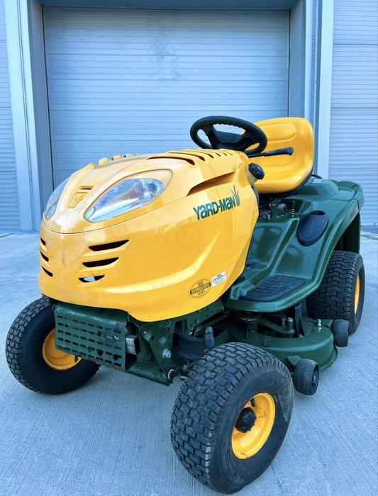 Tractoras de tuns iarba Yardman Briggs&Stratton Pro