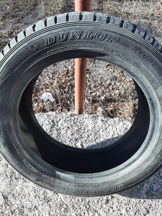 Продам шины 235/55/18 данлоп