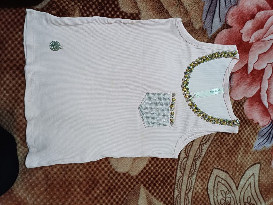 Майка со стразами