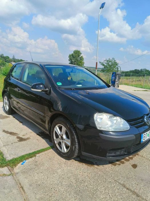Golf 5 1.9 TDI - merge ca un tanc, consumă ca un scuter