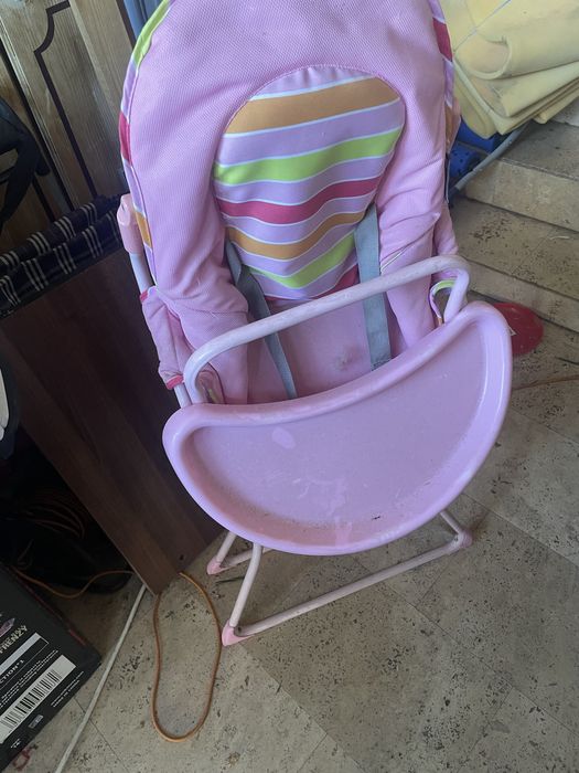 Scaun de masa bebe