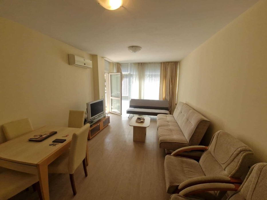 Продава се Двустаен апартамент в к.к. Слънчев бряг - 65 кв.м за 924 €/кв.м - Снимка #2