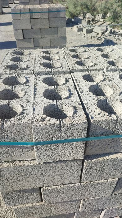 Шлакаблок строительный 19*39