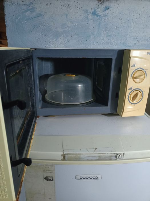 Продам микроволновую печь