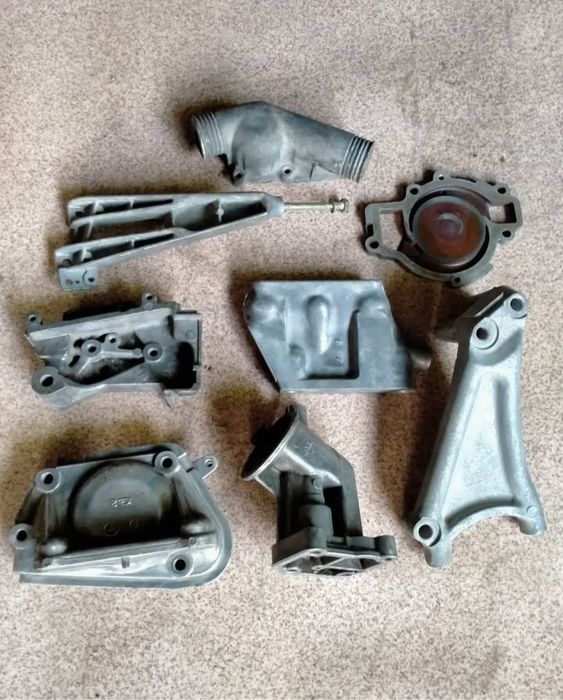 Кронштейны разные