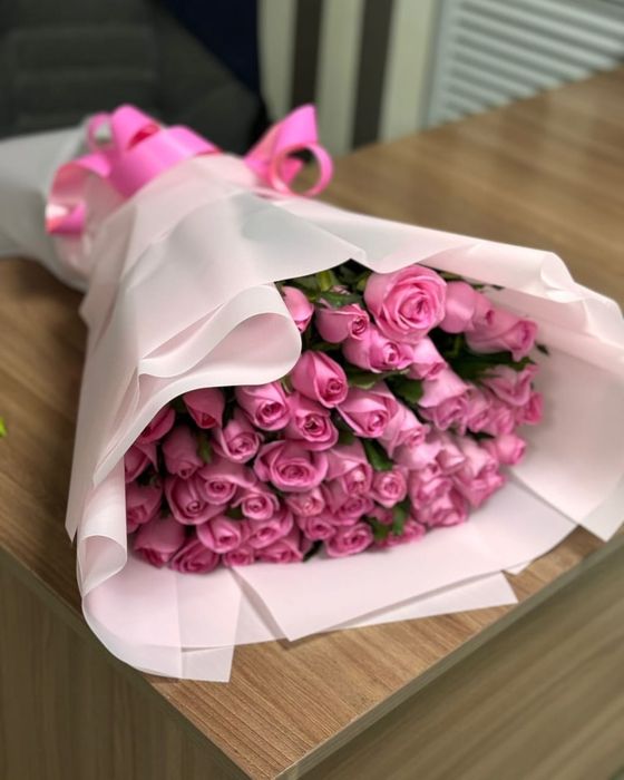 51 роза 23000тг!