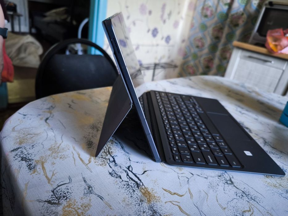 Продам планшет Samsung galaxy tab s7fe