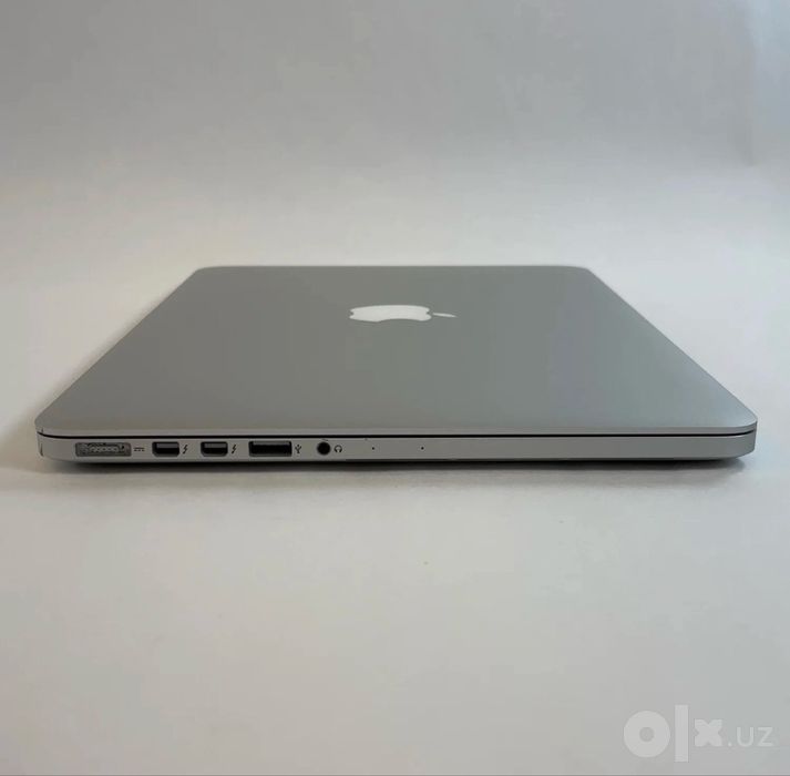 MacBook Pro 13.3" (2015) Sotiladi!