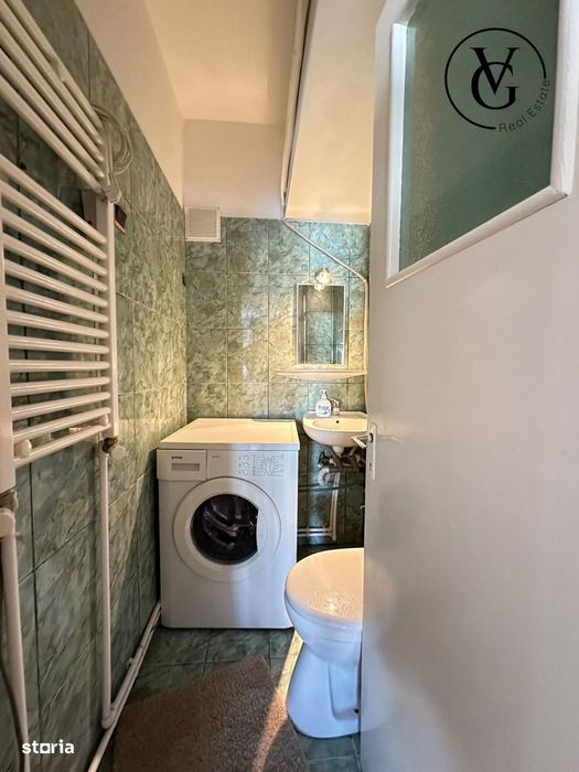 Apartament decomandat 4 camere - Casa de Cultura - termen lung