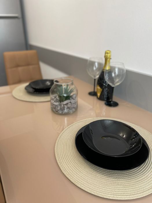 Regim hotelier apartament 2 camere Coresi PIETONALA