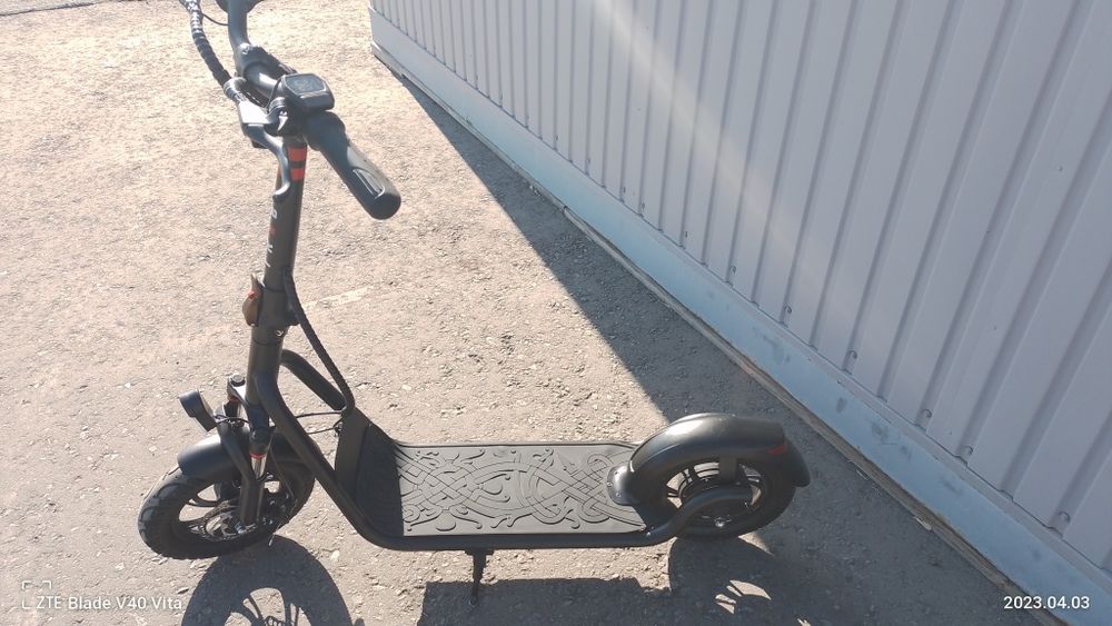 Электросамокат TRIBE DRAKKAR