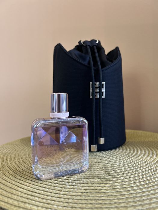 Givenchy nectar с козметична чанта