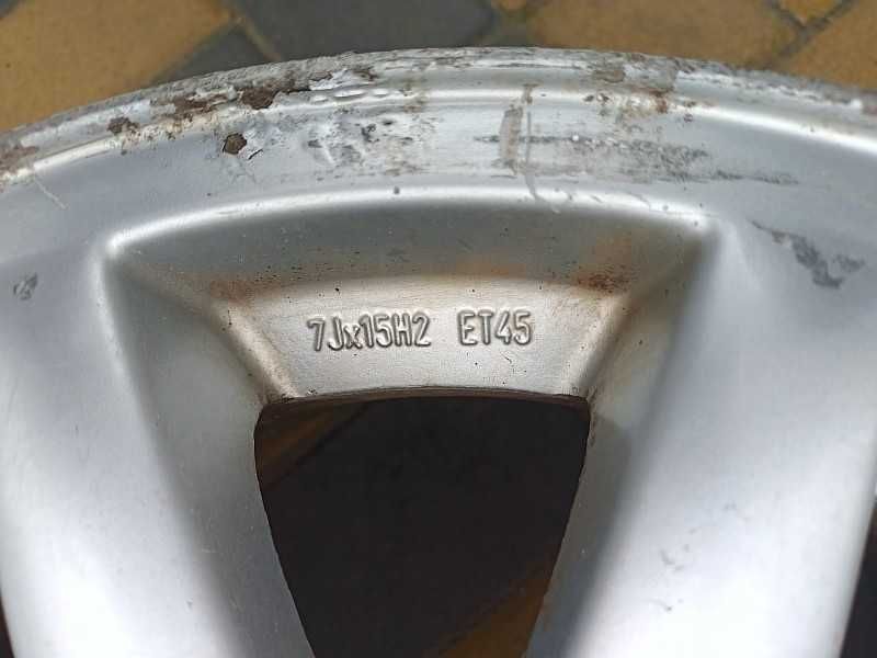 Продам оригинальные диски на  Audi