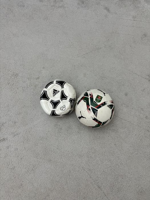 Mingi de fotbal