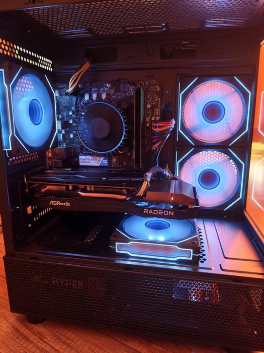 Intel i3 12100 | 16GB DDR4 | RX6600XT | 1TB M.2 | Подарък Лаптоп